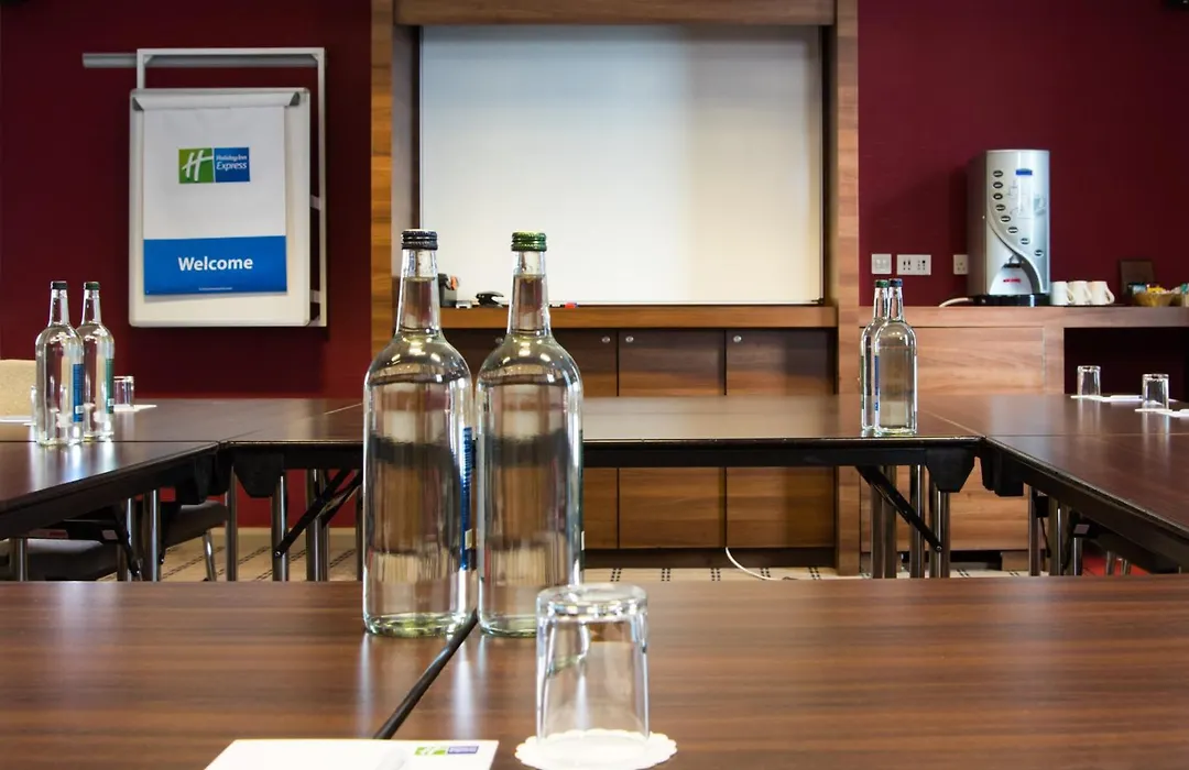 Holiday Inn Express Leeds City Centre By Ihg-1